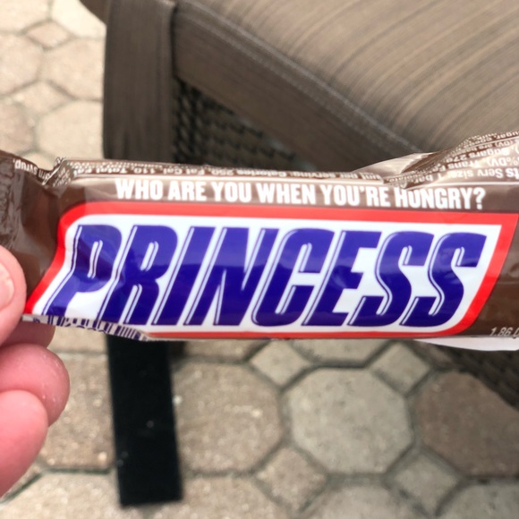 Meet your Posher, Susan - Picture 5 of 6